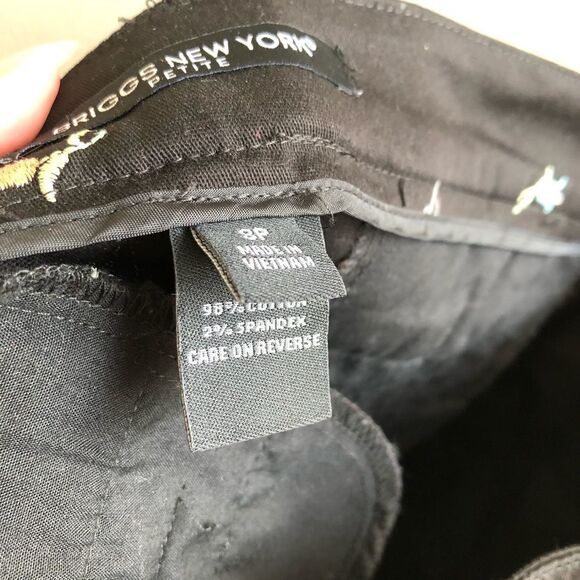Briggs New York Floral Embroidered Crop Capri Dress Pants Bottoms Black - Picture 11 of 13